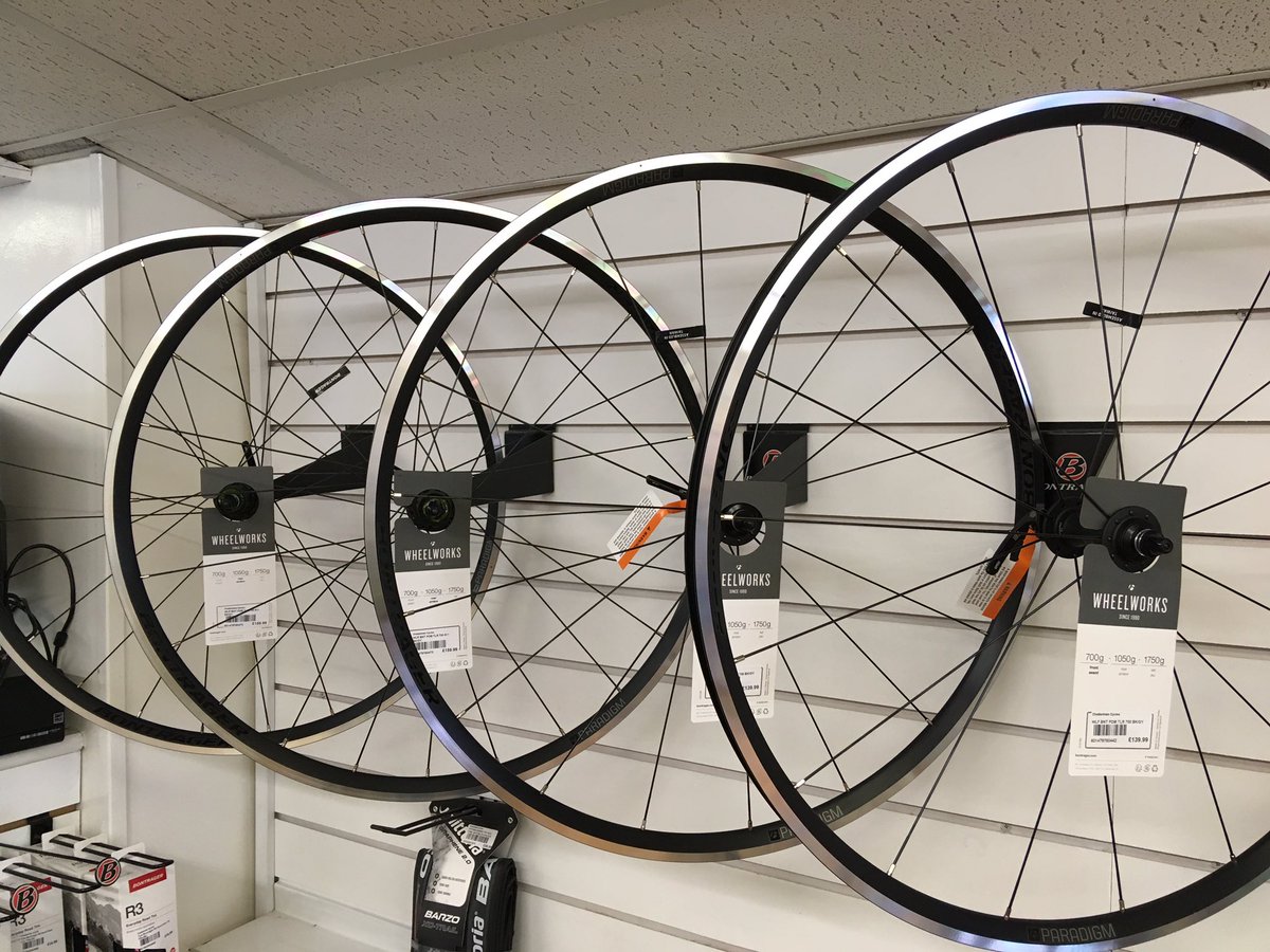 cheltenhamcycle's tweet photo. For today’s #BikeBitFix🤓
Current best selling road wheels - sold singularly or as a pair
@Bontrager Paradigm TLR(tubeless ready)or tubes😃👍🏻
If you have a friend who likes 🚲 -mention our page, so they can enjoy too
Check our pinned tweet for how we are currently trading⏰🚪 https://t.co/X5WoYcHAZg
