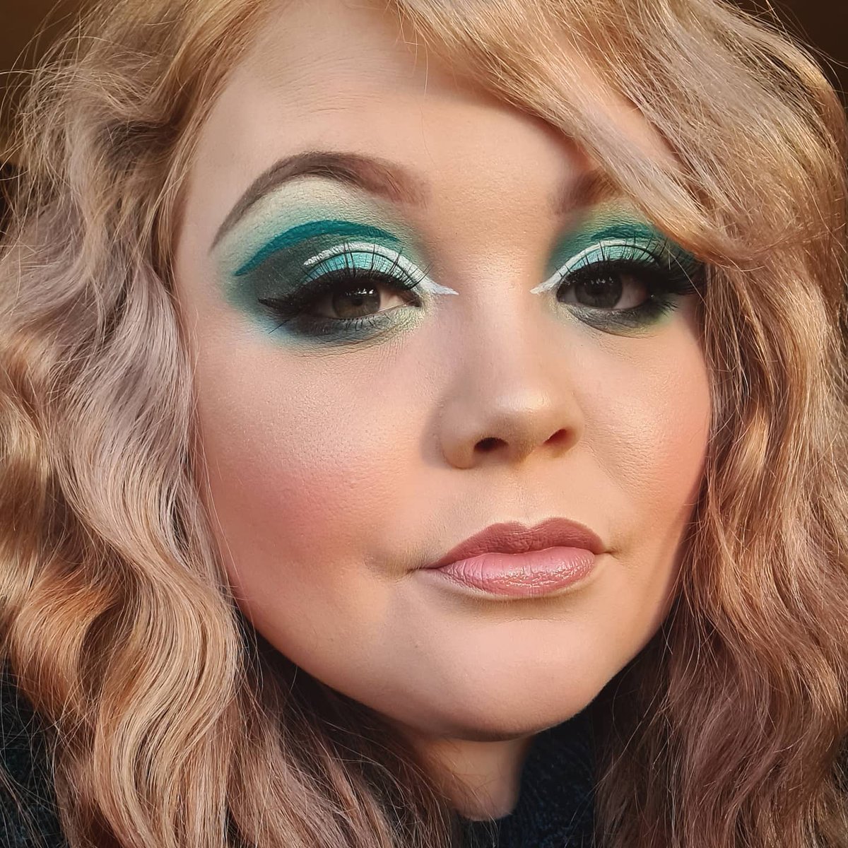 lp_makeup's tweet photo. Some of my most recent looks posted on my instagram LPmakeup 💟 https://t.co/5y29jJMyK3