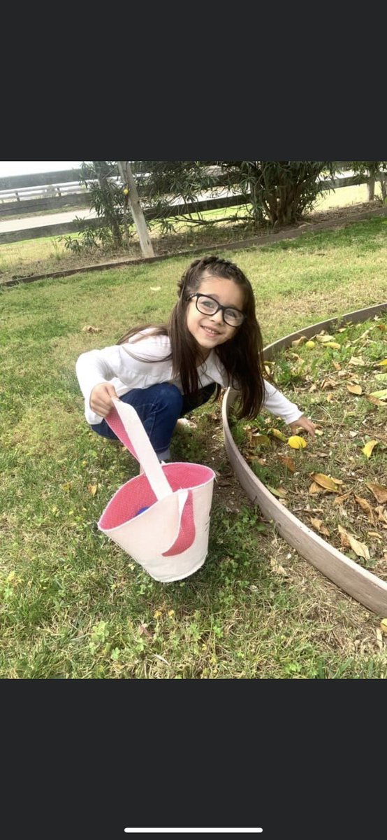 samriv15's tweet photo. This is the picture she is referring too btw.. because it was Easter and cold so i didn’t put here in an Easter dress! Plus i H A T E ugly cheesy Easter dresses and last time i checked she’s my child🤷🏻‍♀️ https://t.co/JaqEG04BFf