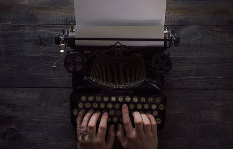 HumFed's tweet photo. Connect with other storytellers and discuss best practices for writing during the digital “Writing Workshop with Melanie Finn” @VtHumanities #HumFeature #HumanitiesAtHome https://t.co/ARbs2yg7Nn https://t.co/c3YT0GyJ0E