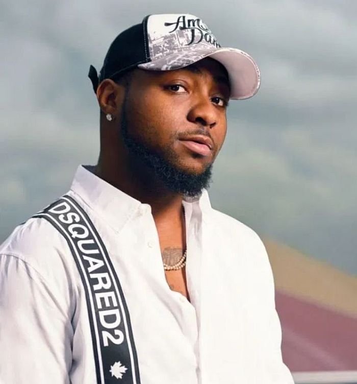 primeTunji's tweet photo. Because you are a Wizkid stan doesn't mean you should feel bad when Davido makes a big move (vice versa)

They are both Kings 👑👑 https://t.co/IbOo1nTRaL