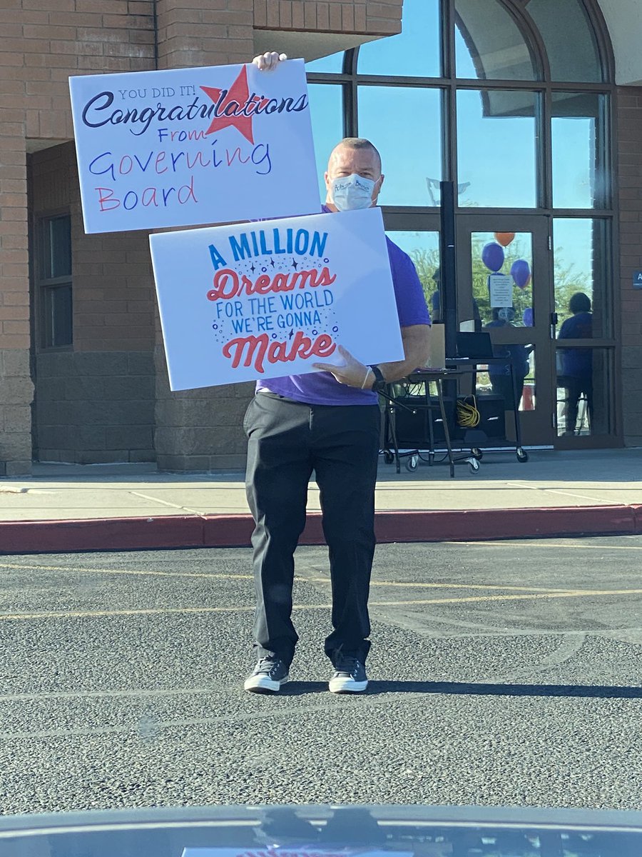 Getting ready for Desert Mirage 8th grade drive by promotion. This team is amazing. I miss my peeps but I’m not getting out of the car. Love you all! 🐝🐝🐝❤️❤️❤️