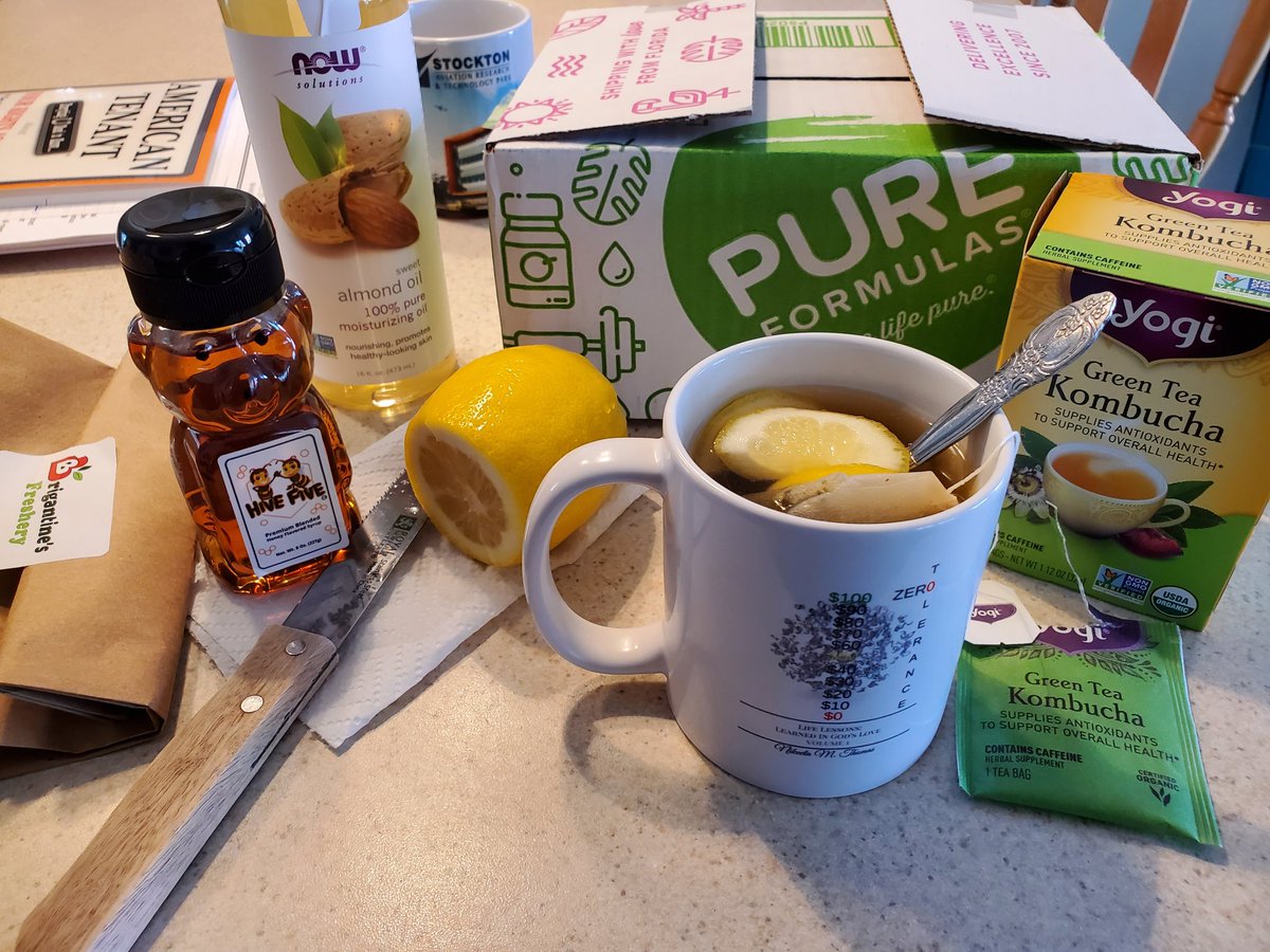 memecoaching2's tweet photo. #PureFormulasLove much love to @pureformulas this is my first taste of #kombucha ๐ต & I love it! This #almondoil for my natural hair though! ๐ฐ ๐ฏ (Honey @DollarTree & Lemon #BrigantinesFreshery sold seperately.) Ref. #SO2810465 ๐ค https://t.co/Y0CIiARabr