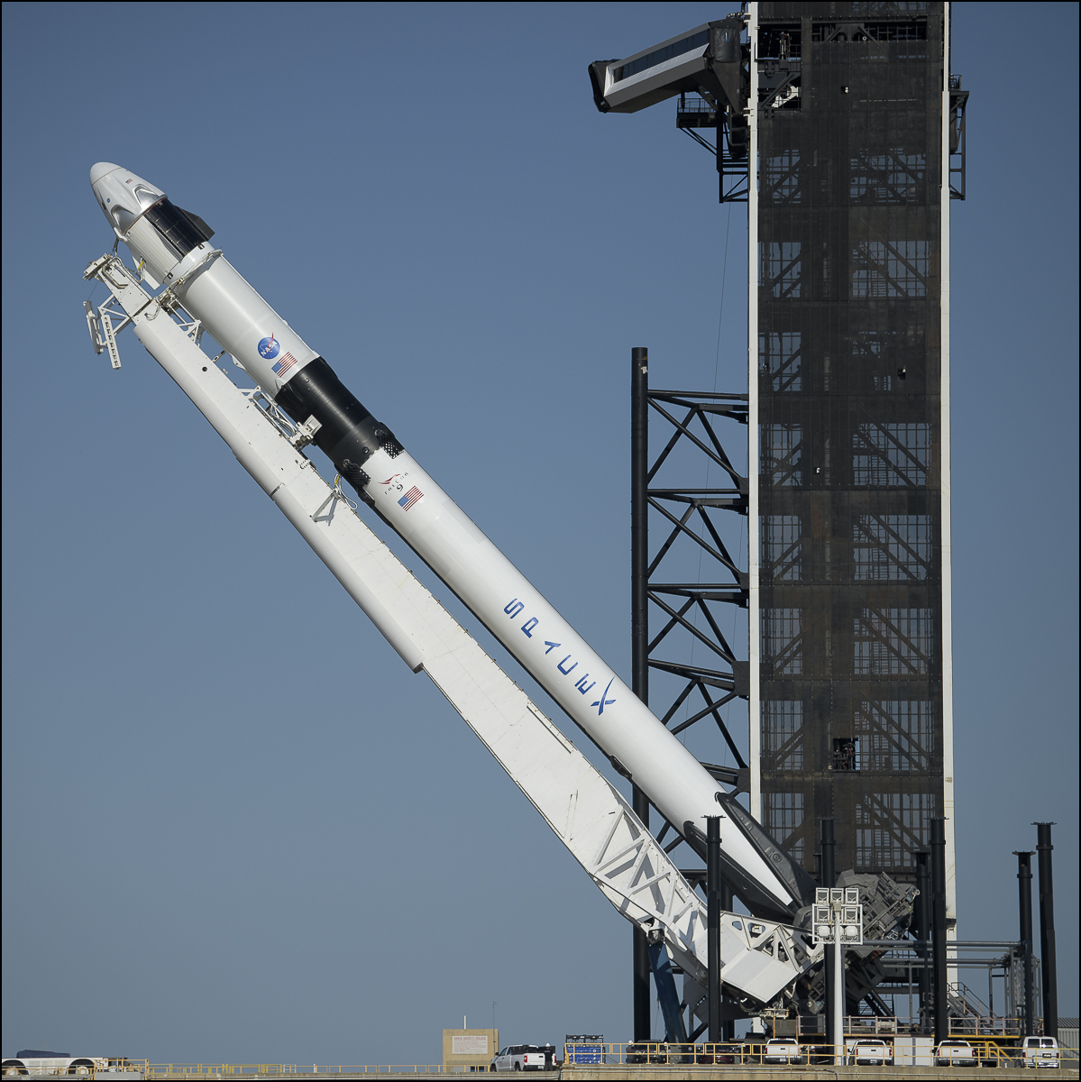 Falcon 9 (Crew Dragon Demo-2) - KSC - 30.5.2020 (1/2) - Page 12 EYjJweMWoAIA9pk?format=jpg&name=medium