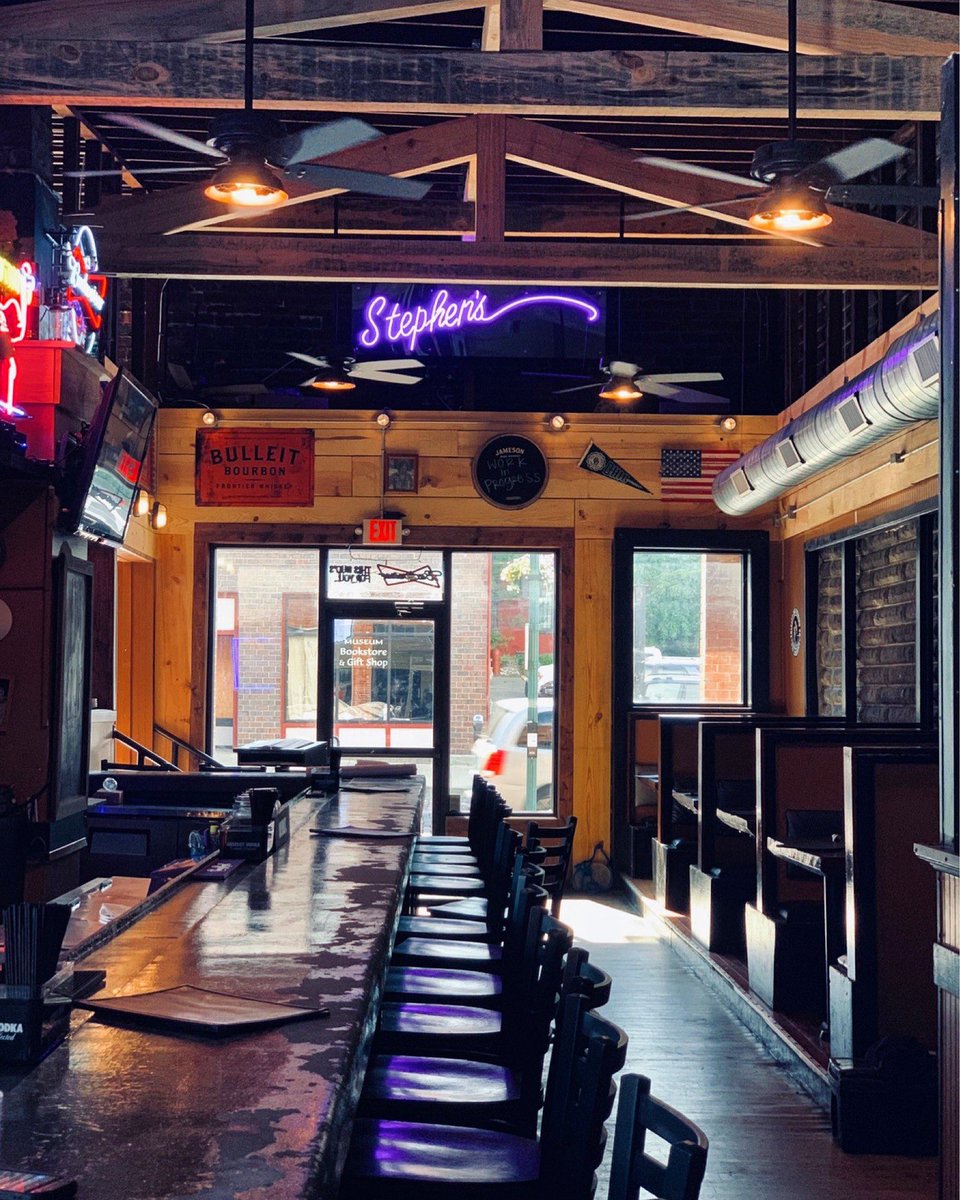 Stephens_Bar's tweet photo. Today’s the day, people! We re-open at 5pm !!!
Please do your part in keeping yourself and others safe, by abiding by our new social distancing guidelines. Things may be different now, but as the best bar in Athens we promise we will still have fun! We can’t wait to see you 💜 https://t.co/T7eUk3nMiw