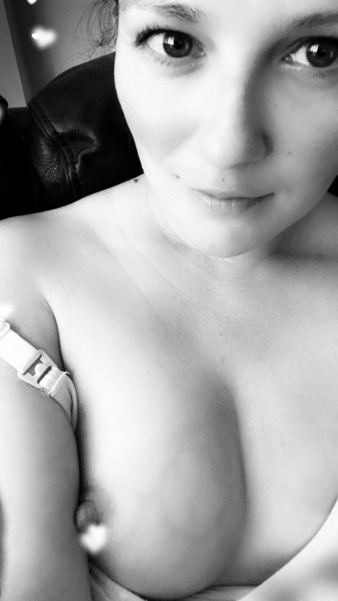 missbritrose's tweet photo. Hello strangers 😘 https://t.co/Ulax3iX2by