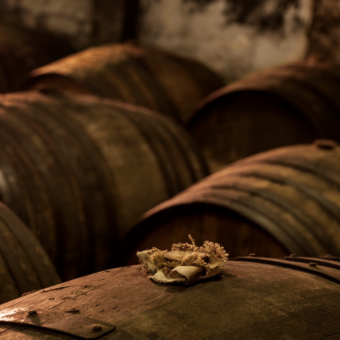 LambayWhiskey's tweet photo. Independent since 1863, #Camus continues to be uncompromising in quality, #family & #philosophy for five generations. For Lambay Whiskey- it's this expertise and Art of the Blend.
#drinkaware #drinkresponsibly #Camus #cognaccasks #malts #uncorktheunique https://t.co/fjU6iUtvfi https://t.co/SvUcmh0ZCc