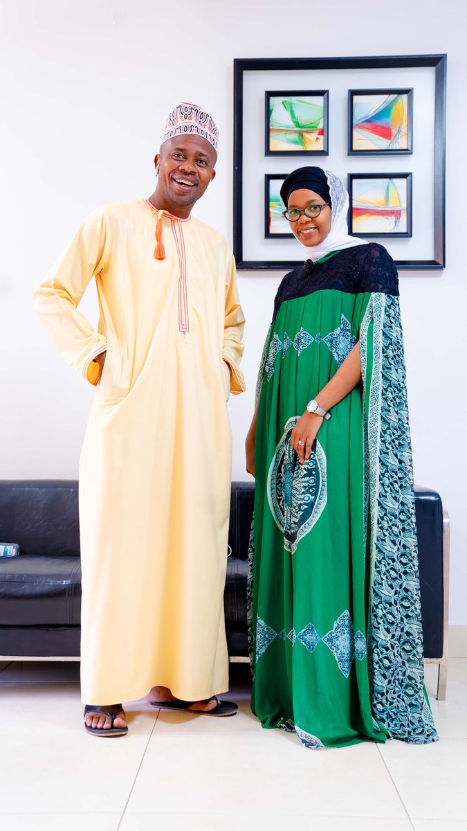 mshambuliaji's tweet photo. Ramadhan Maqboul kutoka kwa Kiungo Mkata shombo zote #Mwanaid Suleimain                                               Cc: Kanzu kutoka @kanzupoint https://t.co/YdZD4FJ7LF