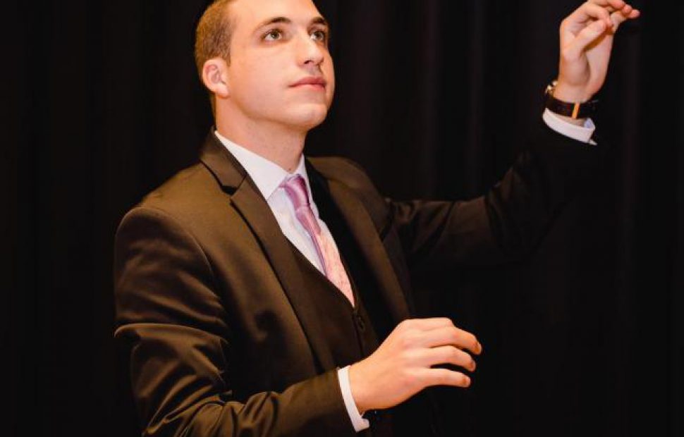 בני לאופר בראיון מיוחד ל'המחדש'
<a href="/benny_laufer/">Benny laufer</a>
hm-news.co.il/48337/