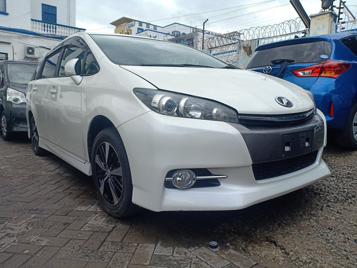 peterjohnmotors's tweet photo. Low mileage Toyota Wish.
2013 Model, 2000cc, Clean & Loaded.
Kshs. 1,340,000.
We can talk.
+254720200655
+254734200655
#Mombasa
#boysclub #ThursdayThoughts #edgaobare #Covid19AndTech #CXEvolution #Ramadan #Ramadan https://t.co/4LY9kYfESg