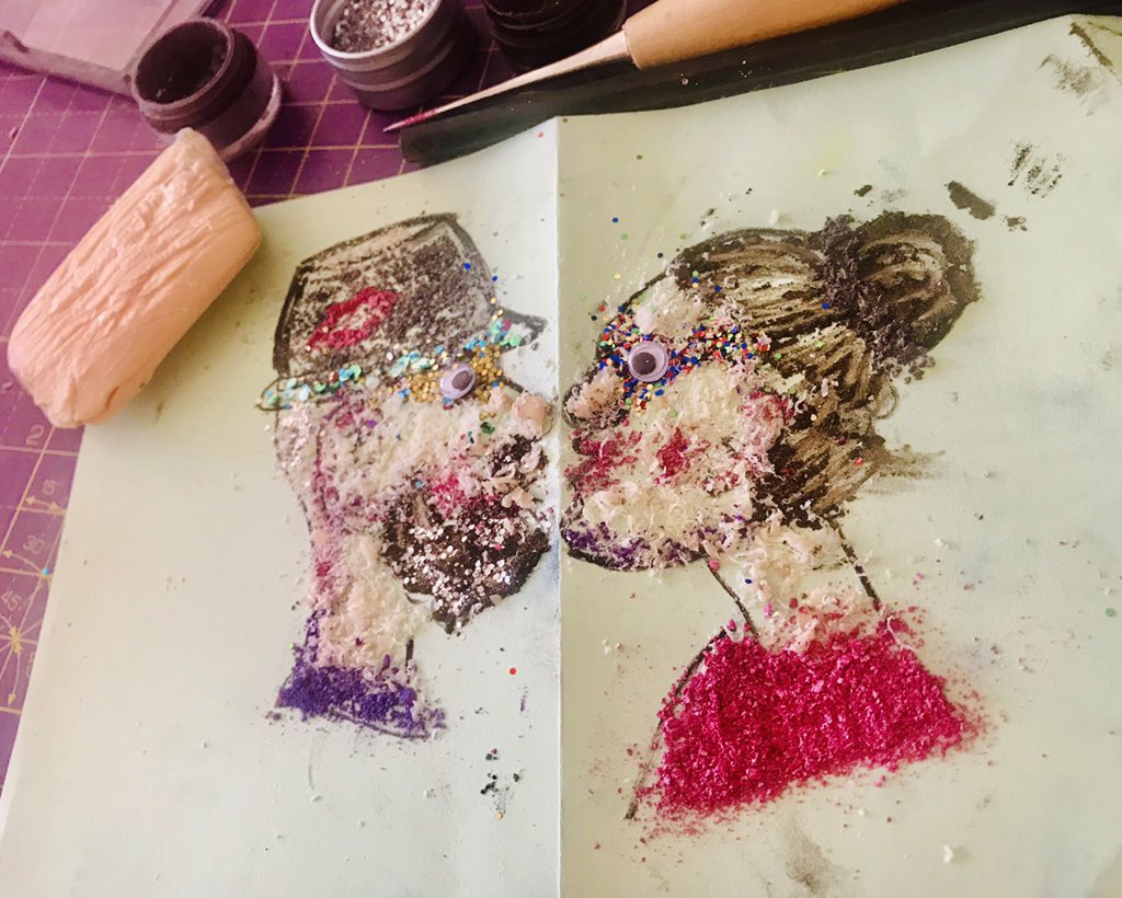 WickertRachel's tweet photo. Day 21 ~ Recycled portrait with @JusticeMuseum @64M_Artists #createtoconnect #ingenuityportrait #soap #leftoversparkles #eyeshadow https://t.co/UB6zZELfrZ