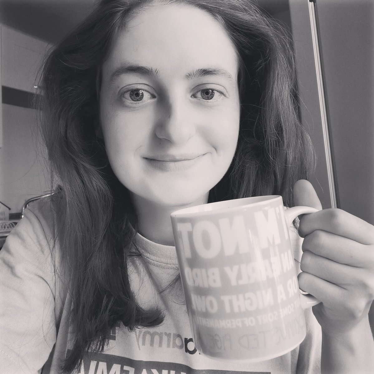 EmmaCaw19076576's tweet photo. Post Night shift... 3 nights down... 1 to go... Think my face and mug just say it all! 😴😂 #nightshift #nightshiftradiographer #nhs #nhsheros #frontlineworking #neededthatsleep https://t.co/FfmTNYem1c