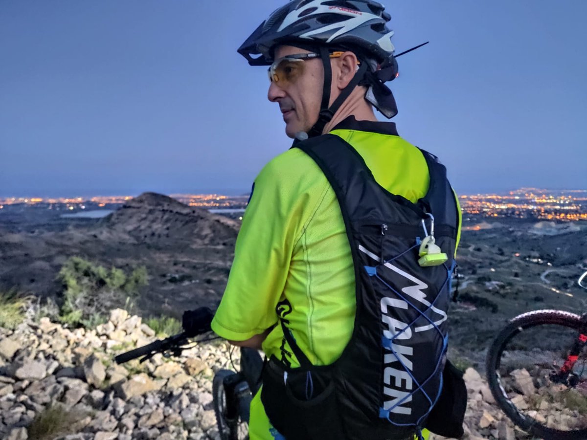 lakenbottles's tweet photo. EquΓpate para tus sesiΓ³nes de #ciclismo o trekking con el mejor material #Laken π΄βββπβββπ§βββ
https://t.co/uUSk4XlEok
-
Get ready for your #cycling or #trekking sessions with the best Laken material π΄βββπβββπ§βββ
https://t.co/Pxg1yrOJqw
#OpenTheFuture #TrekkingBackPack https://t.co/NEpPk2xk8A