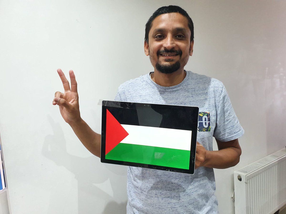 ZAJaffri's tweet photo. #FlyTheFlag https://t.co/SBQfAm8X17