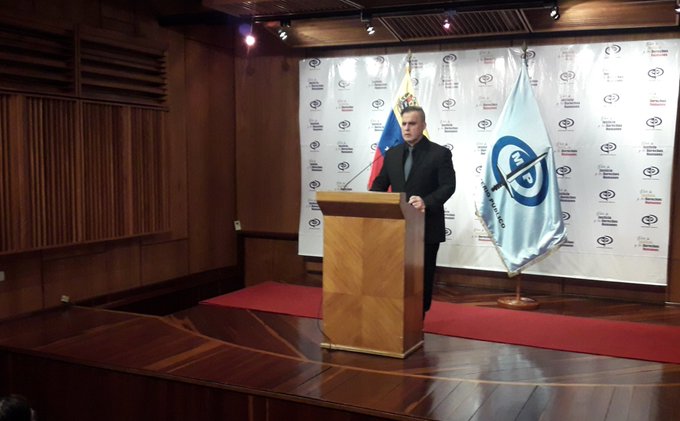 mippci_ven's tweet photo. #EnVivo 🔴 | FGR, @TarekWiliamSaab:  Esto ante los graves hechos que se han develado tras la incursión fallida, los cuales vinculan a ciudadanos y autoridades colombianas, y estadounidenses en la organización y financiamiento de este ataque. #VenezuelaVictoriosa https://t.co/jhCMtZuLFn