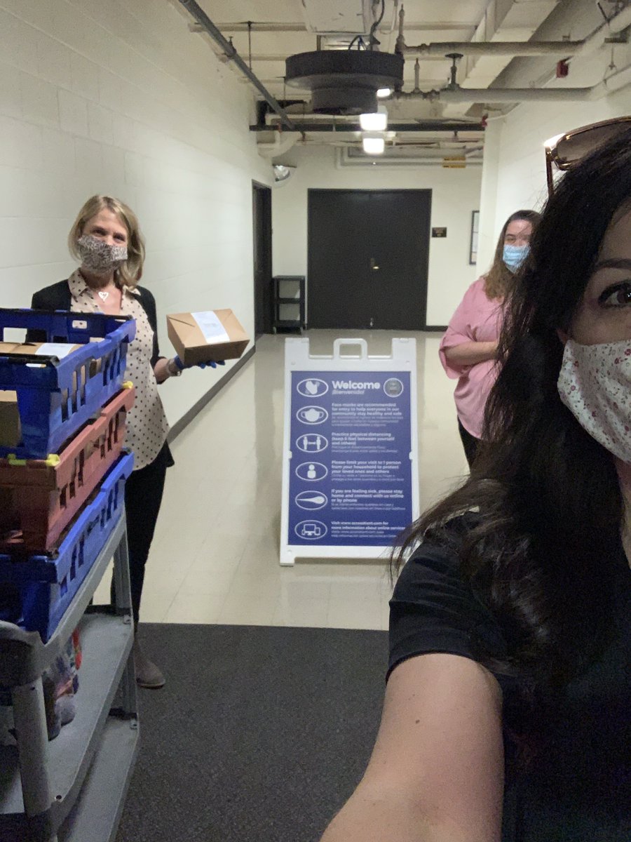 GRChamber's tweet photo. Today, as part of the Greater GR Chamber Foundation Frontline Food Fund initiative,  @CityGrandRapids  311 Call Center was able to enjoy @Marthas_GR!

#CreateGreatCommunity

https://t.co/qarpbRLryg

Thank you to President's Circle Member: @Switch! https://t.co/Cge1drq84k