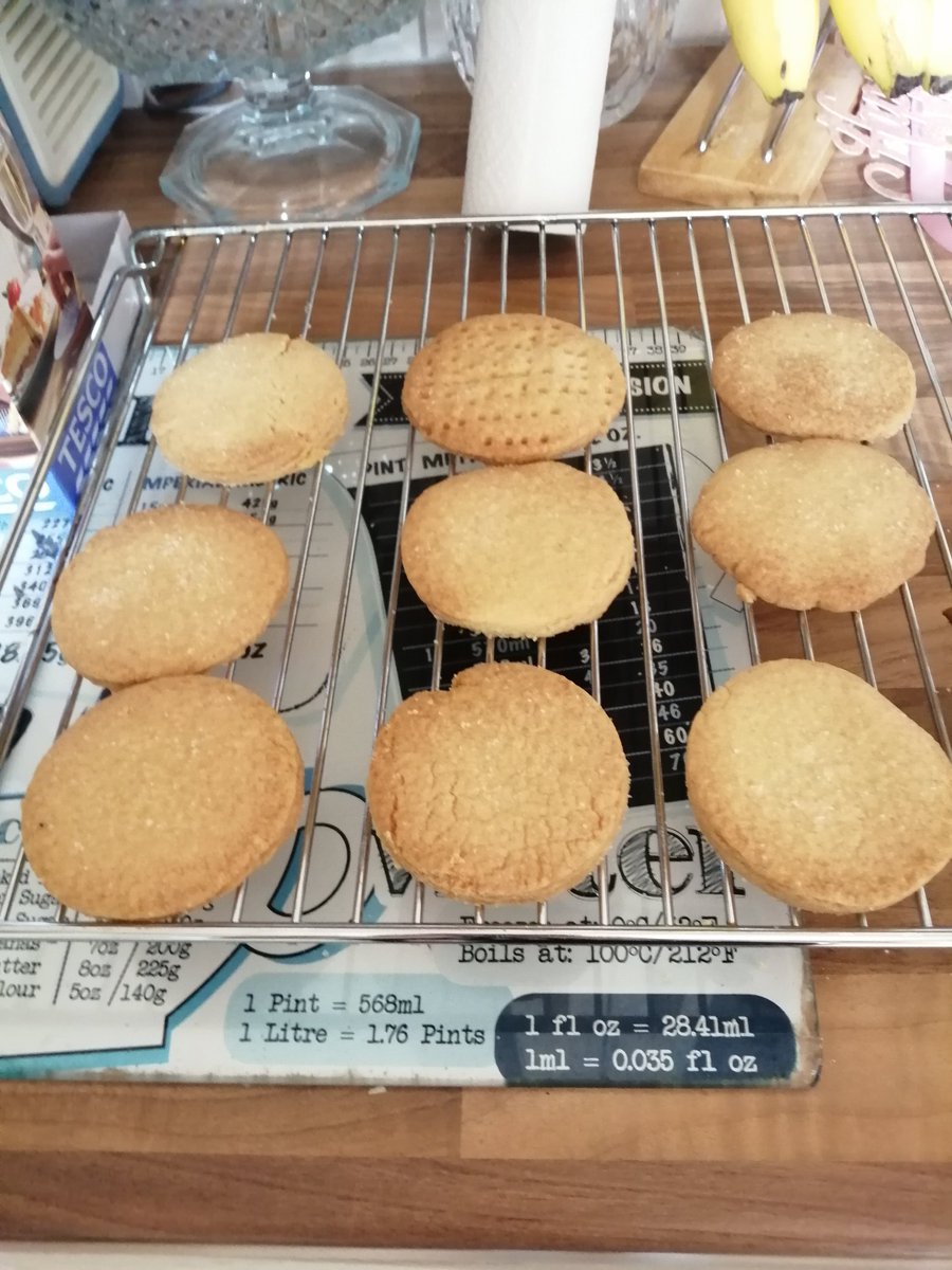 OAMC_Food's tweet photo. Nualas's in y7 made homemade shortbread - looks delicious! #FoodLessonsFromHome #shortbread @OasisMediaCity @OasisAcademies https://t.co/CoeK4uBb9Z