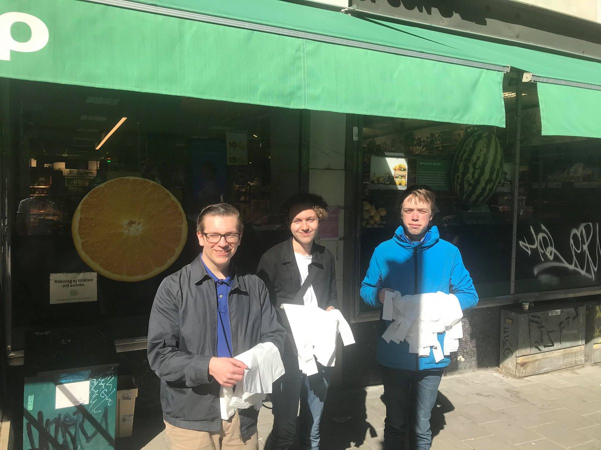 plastpaserev's tweet photo. Tack för dagens utdelning! Lyckat!

#svpol #plastrev https://t.co/f7AvZvahGz
