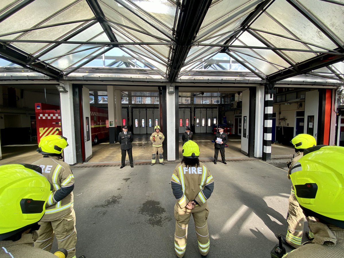 LFBLEWISHAM's tweet photo. After 30 years of service, Station Officer Nick Rogers has had his #FinalRoleCall. Stn O Rogers has been a truly outstanding, professional and dedicated officer. One of the LFB longest serving Station Officers with 20 years @LFBLEWISHAM We wish you a happy retirement #ThankYou https://t.co/auLcW0NNR3