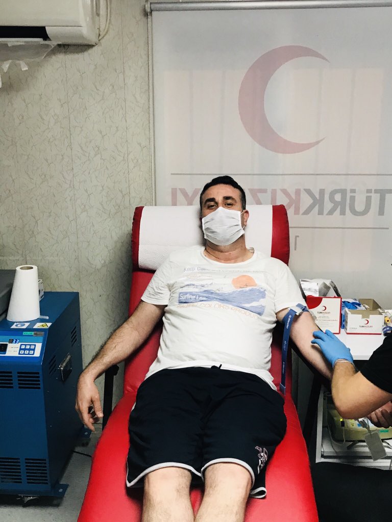 sevilerol47's tweet photo. Kan bağışında bulunmak insanlık görevidir. #birbirimize #ihtiyacımız #var #birdamla #binumut #kanbağışıhayattır @mersinkizilay @Kizilay @ferol7521 🇹🇷 https://t.co/vGKvmDWyAc