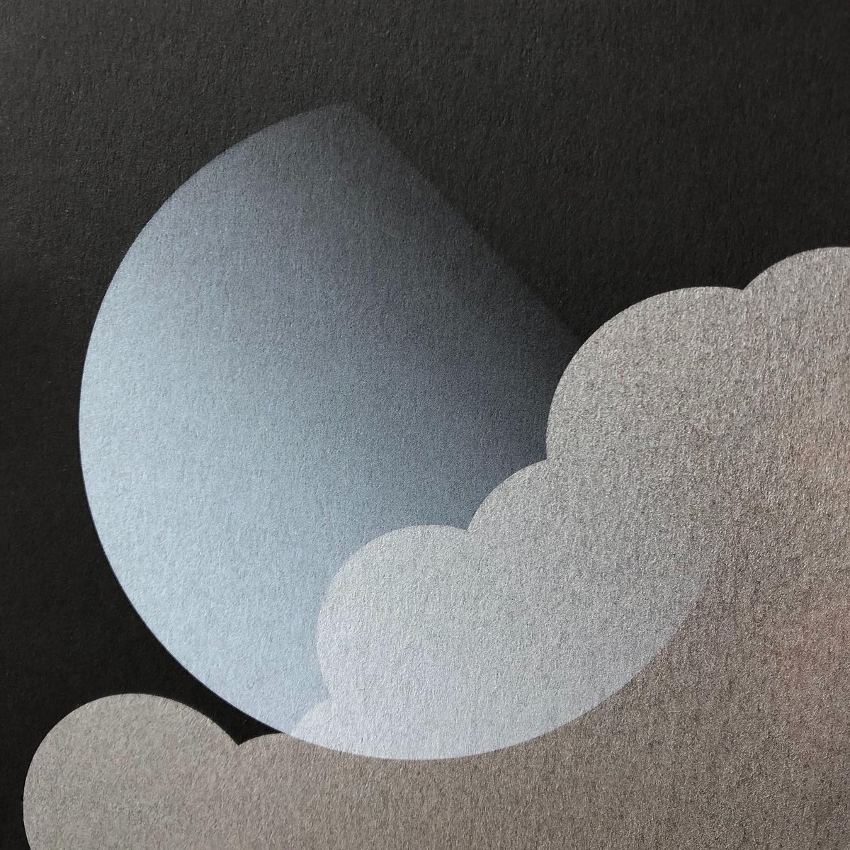 mohawkpaper's tweet image. 👀 Metropol Industries showing us the transformative nature of colored paper with three shades of Mohawk #Keaykolour.

Printed on Mohawk Keaykolour, Vellum, 111 Cover in Indian Yellow, Orchid &amp;amp; Deep Black using white &amp;amp; silver specialty dry inks.

#MohawkPaper