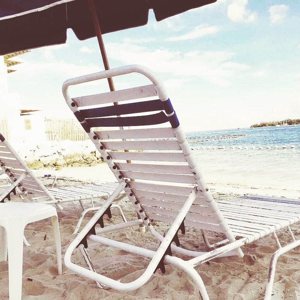 BlueMarlinMotel's tweet photo. What's missing? You are! Come see us! #JuneIsSoon #KeyWest #beachvibes #beachside #cometokeywest #visitkeywest https://t.co/gu8KngTWH3