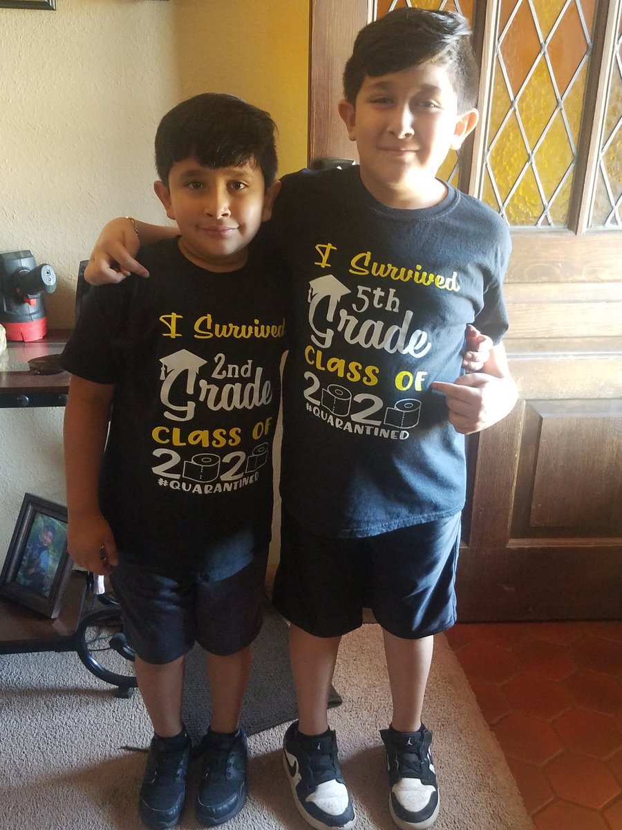 BriceidaG12's tweet photo. Last day of 2nd and 5th grade☹ they're sad for not getting to say goodbye to their teachers and friends 😢 thank you for all your hard work Cameron family ❤
#itsacameronthing https://t.co/mYA2Qjyumw
