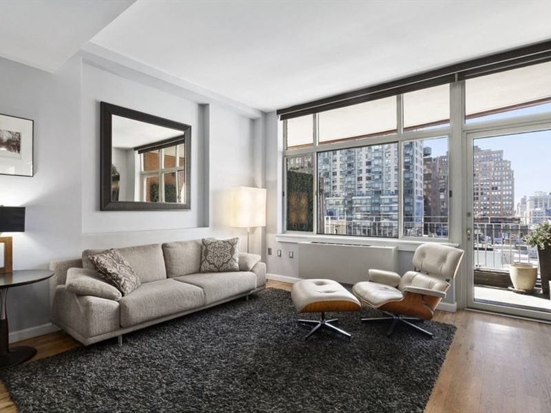 elikarealestate's tweet image. Congratulations! to our client JUST CLOSED
502 Ninth Avenue #9C, Hudson Yards
$1,100,000
2 Bed / 1 Bath
elikarealestate.com/properties/502…

#nyc #newyork #newyorkcity #realestate #realtor #closing #apartment #home #city #citylife #bought