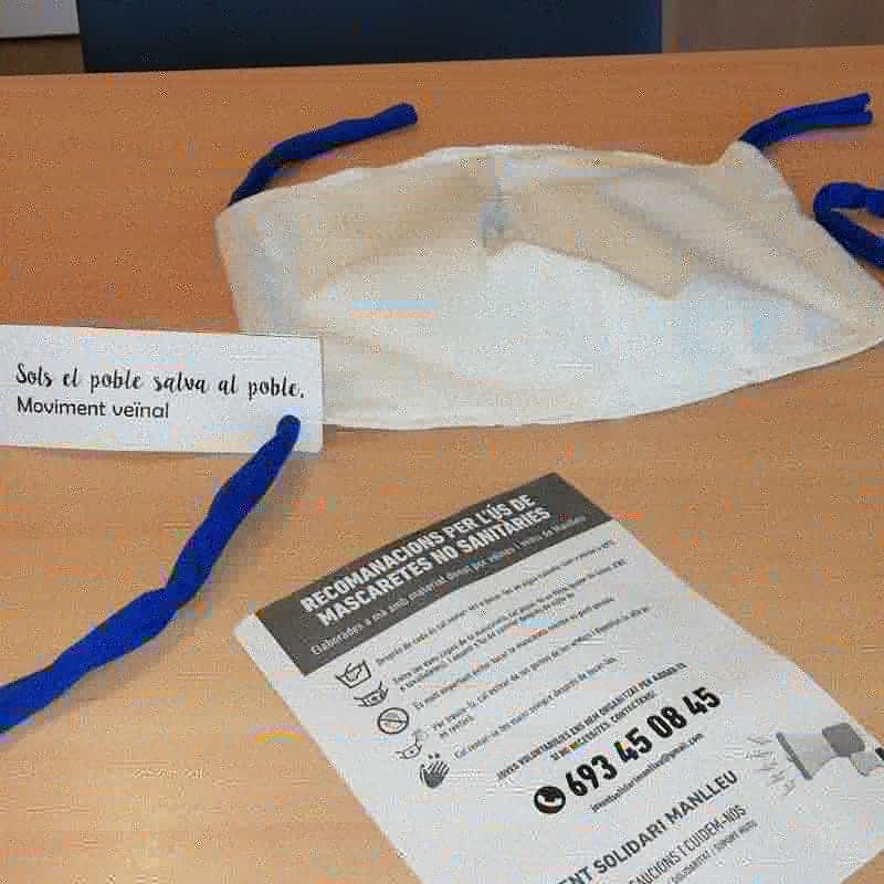 Osonament's tweet photo. Jovent Solidari de Manlleu @ManlleuSolidari ha fet una donació de 200 mascaretes per a la Llar Residència. Moltes gràcies a totes les persones que formeu part d'aquest moviment solidari 🙂 https://t.co/NyeM4rV4di