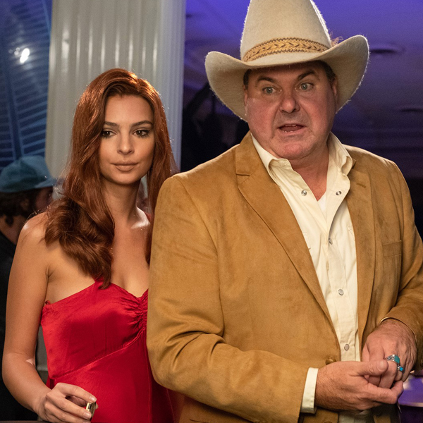 😏 Pour échapper à une vie de criminel, il faut mentir et voler... 🔥 ARNAQUEURS ASSOCIÉS avec #TheoJames et #EmilyRatajkowski maintenant en VOD sur <a href="/MYTF1VOD/">MYTF1VOD</a> 🎬 bit.ly/2WWzH13