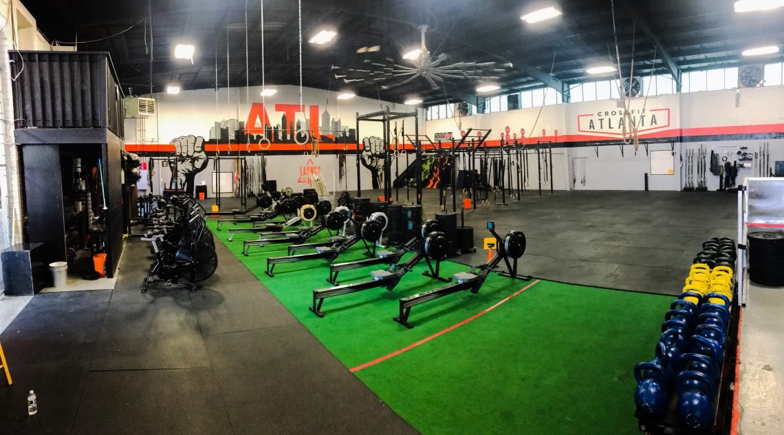 TxtFlo's tweet photo. Gyms are starting to slowly open! Proud of those that were able to hold on during this tough time! Photo: Property of CrossFit Atlanta ! Beautiful Gym btw! #gym #business #crushingit #itflos #bigassfan #communication #gymgoingcompany https://t.co/jAzHwZe5tO