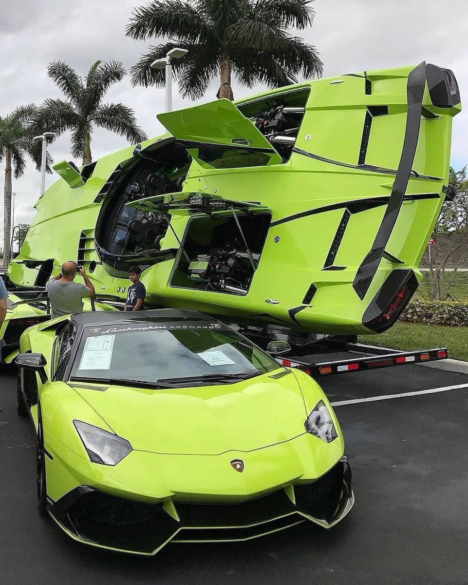 juxycarz's tweet photo. "Money is numbers and numbers never end. If it takes money to be happy, your search for happiness will never end."
#lamborghini #aventador #v12 #v12power #italianmachine #speed #performance #cars #carlover #juxycarz https://t.co/yPwwNKpCyX