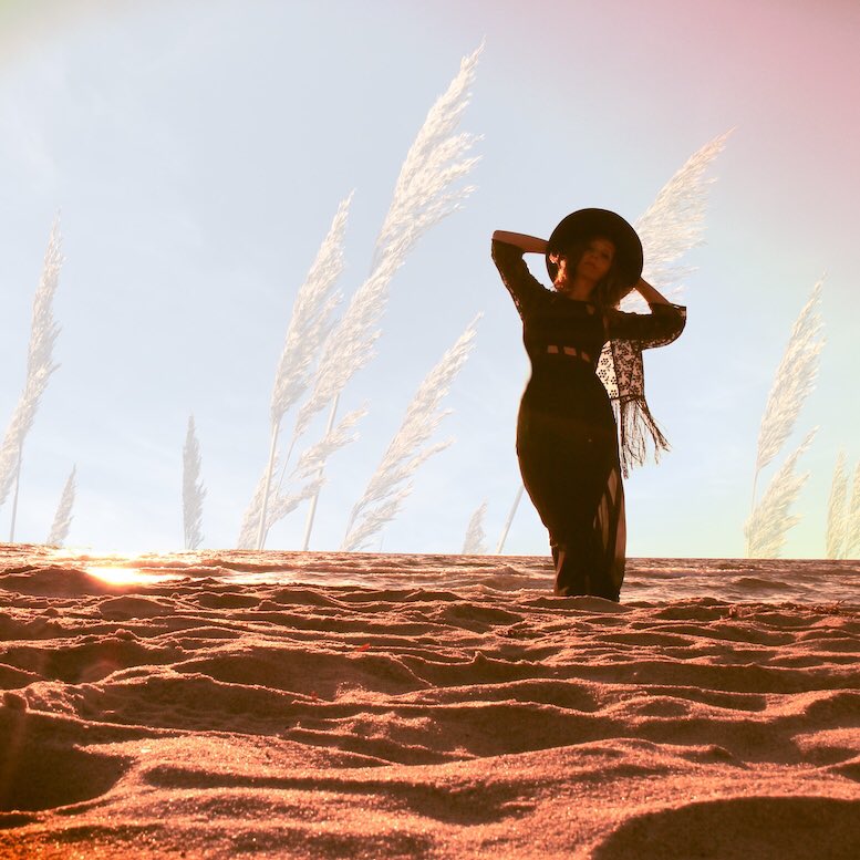 ava_bonam's tweet photo. Tomorrow, New Moon, I am going to send my first •Moon Mail•. You can still sign up here: https://t.co/3YFi4IrXti https://t.co/q9xcVqZsUu