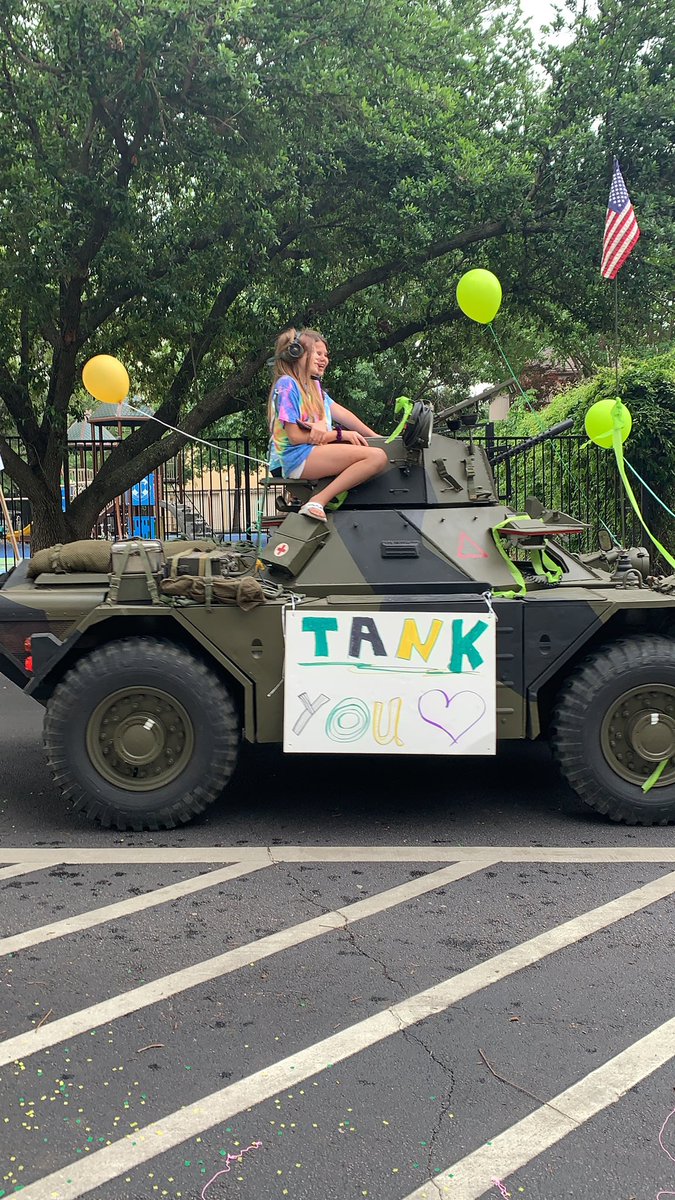 BetsyCummins's tweet photo. @ArmstrongHP 4th grade celebration was awesome! It’s not goodbye, it’s see you later! We love our Armstrong Eagles.💛💚
#connectHPISD 
#armstrongertogether https://t.co/fyJR10X0qQ