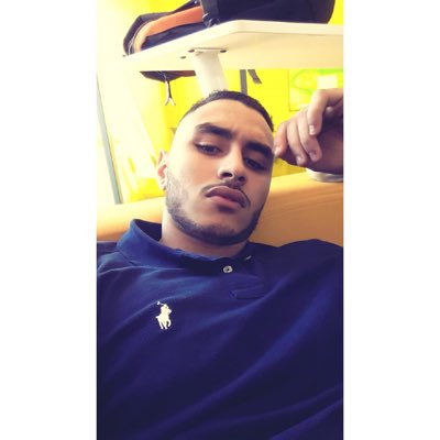 AmmineCh's tweet photo. #NouvellePhotoDeProfil https://t.co/4QB8pP7kn4