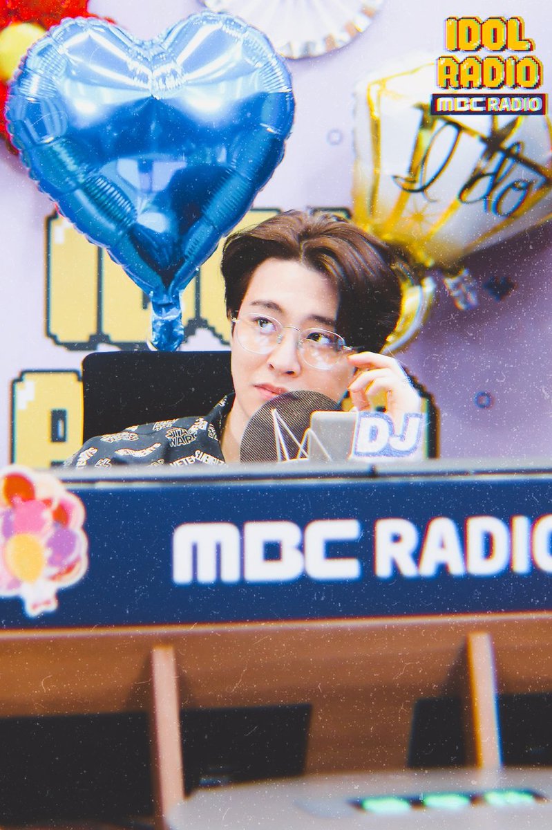 Sai_parkie's tweet photo. Excuse me... sir?👀
#itstimeforasolo @GOT7Official #GOT7 #갓세븐 https://t.co/xXwsEh4zTX