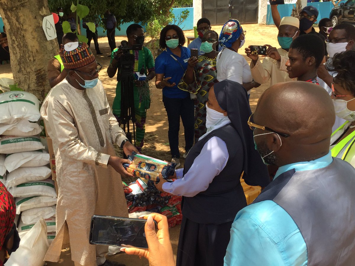 azzawaj's tweet photo. @ the flag-off ceremony for the distribution of palliatives to Orphange homes in Nigeria by the Hon. Minister of Humanitarian Affairs, Disaster Management &amp; Social Development. The outreach held at Anawim Home, Dagiri, Gwagwalada Area Council, FCT. https://t.co/PBXvPtVdBS