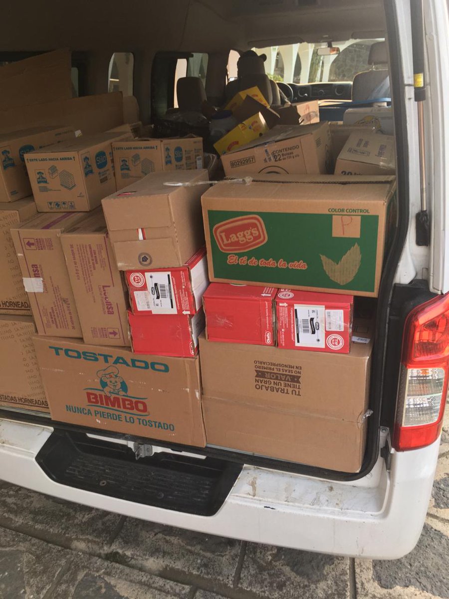 FundCasaNueva's tweet photo. Donativo del "Programa de Reserva Alimentaria" que nos permitirá alimentar a los residentes. #COVID19 de la #JAPDF. https://t.co/PKMzPgn4lq