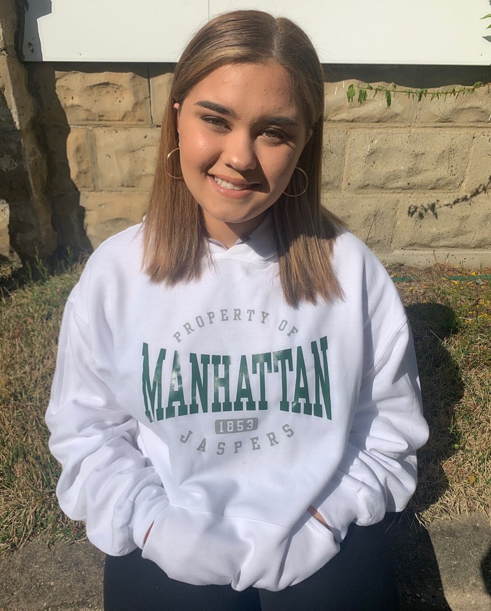 BishopEustace's tweet photo. #BE20GoesToCollege- Congrats to Zora Manalo-LaManna on her acceptance and decision to attend Manhattan College! She is majoring in biology on a pre-med track. Zora chose the school for its campus, location in NYC, and the academic standards. #WeAreEustace #TraditionStrong https://t.co/txr0cHuvam