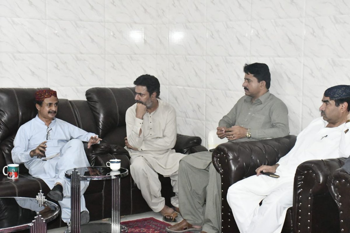 ptisindhupdates's tweet photo. پی ٹی آئی مرکزی نائب صدر و پارلیمانی لیڈر سندھ اسمبلی حلیم عادل شیخ کی پی ٹی آئی رہنما امین اللہ موسی خیل کی افطار پارٹی شرکت پی ٹی آئی  حیدرآباد کے عہدیداران سے ملاقات

@HaleemAdil https://t.co/RVeJgEIpwJ