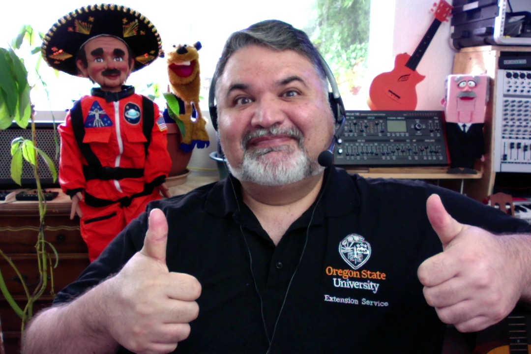 DroneSinger's tweet photo. Doing a virtual call with students @CTECSalKeiz Business Development and Leadership program this morning. Discussing #marketing, #branding and #LifelongLearning! @OregonState @OregonStateExt @OSU_COB @salemchamber #STEAM #Education https://t.co/zyvJKbRTtN
