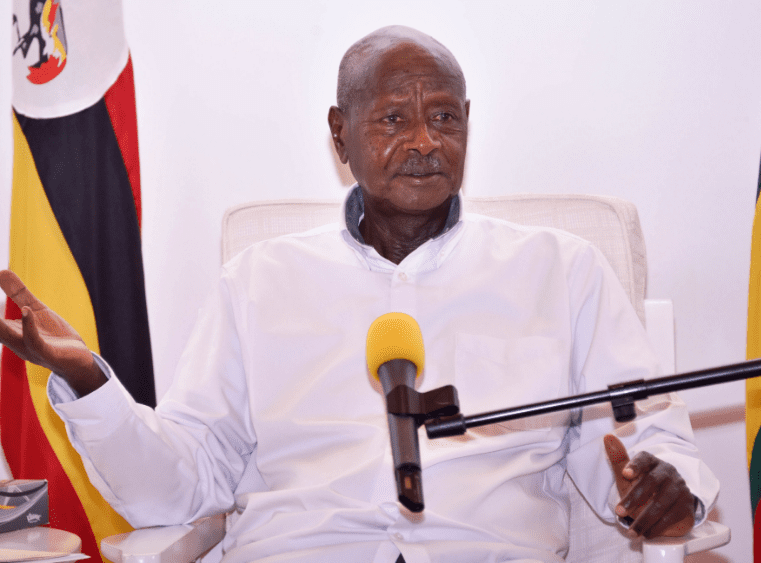 citizentvkenya's tweet photo. Museveni directs Uganda’s Health Ministry to revise COVID-19 cases from 264 to 145 https://t.co/0xaVQNtJPN https://t.co/mFs87HSbFa