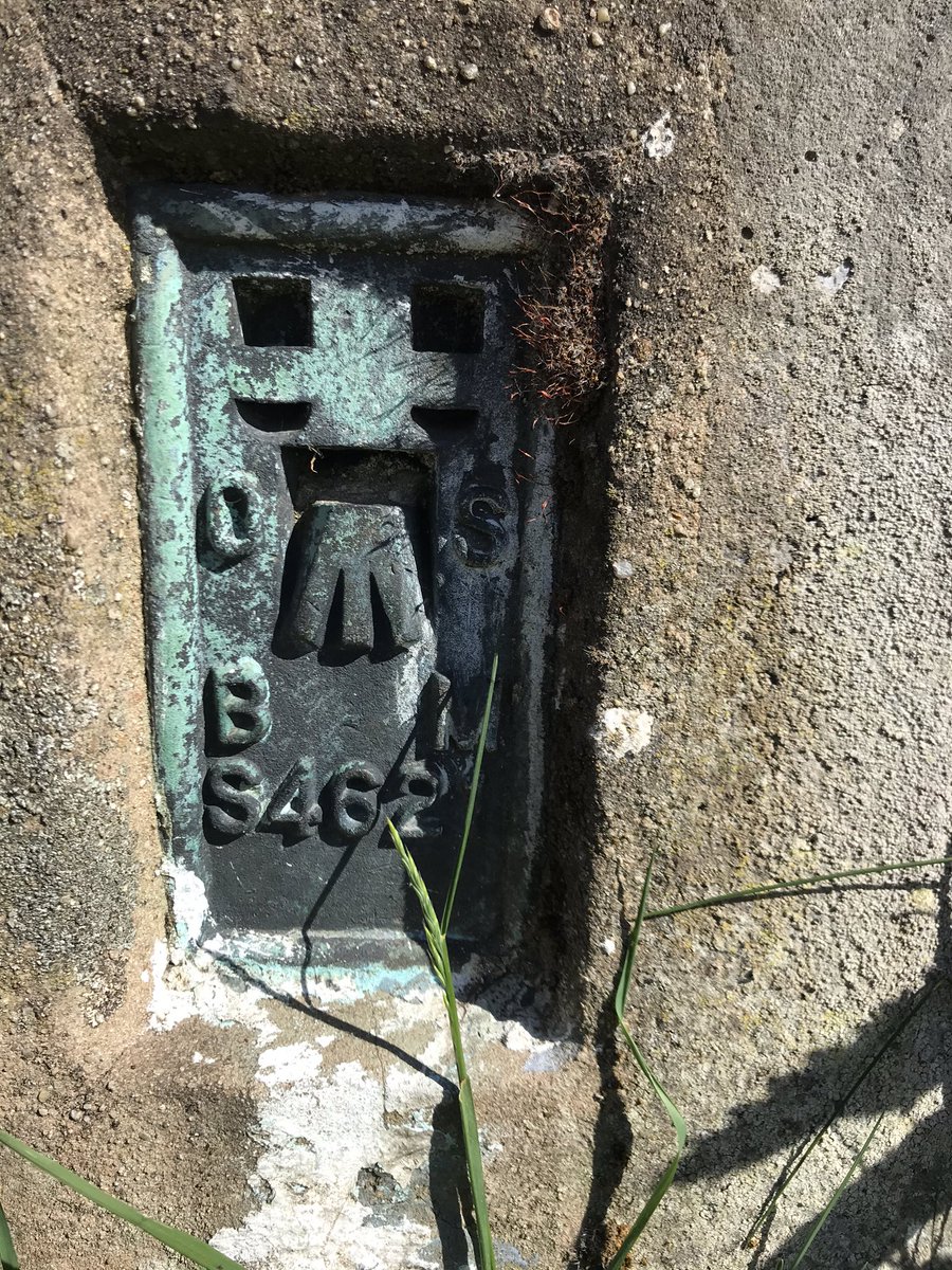 chs_silverdofe's tweet image. Thought I’d check out 2 more #trigpoints in Burnley today.  Had a 2-metre chat with someone who didn’t know what a trig pillar was for #alwayslearning @CHS_DofE @OSleisure