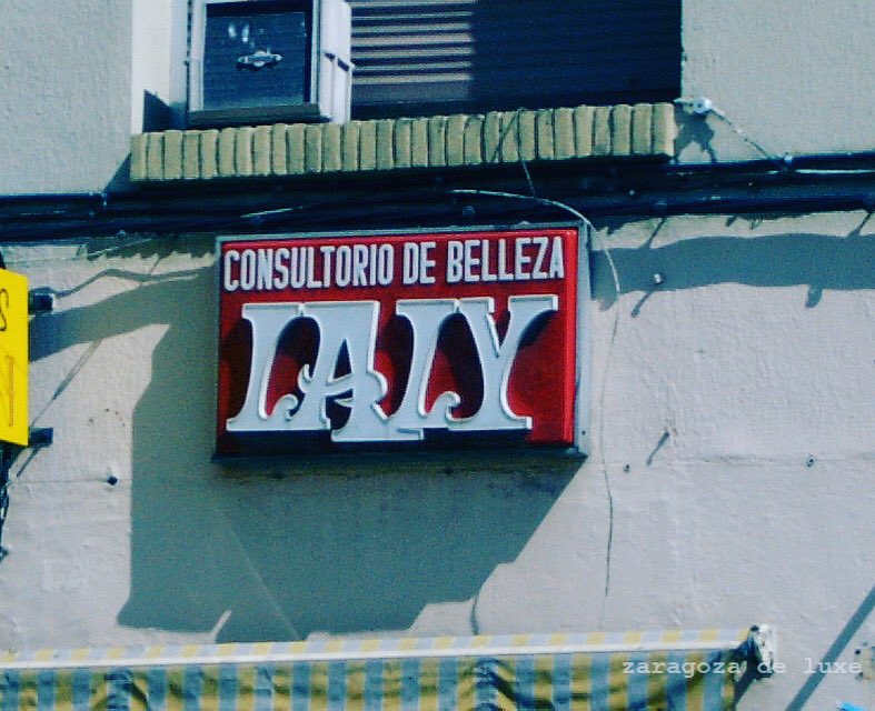 zaragozadeluxe's tweet image. Consultorio de belleza 𝐿𝒜𝐿𝒴
Estaba en Avenida de San José (ca. 2000). ¿A qué altura?
Otra imagen en: wwww.zaragozadeluxe.com

#patrimoniografico #rotulografias #midcenturymodern #typography #tipogragias #rotulosantiguos #pourlafemmetressportif

IG: instagram.com/stories/zarago…