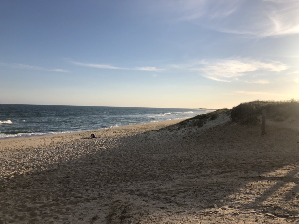 bossidy1221's tweet photo. Nobadeer Beach. Hasn’t changed much. Met Jules here in 1987 stumbling around this place. Think i see a keg buried in the sand with a $2 cup buy-in. Houses of the Holy playing in background. 🇺🇸 https://t.co/hU0gGU5YCJ