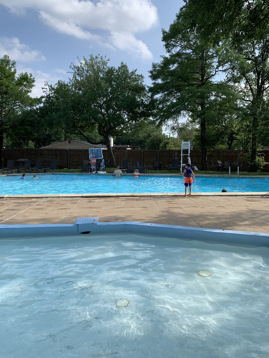envywendy's tweet photo. Pool time! #gottalive #itissummer https://t.co/PjL7LLR8yb