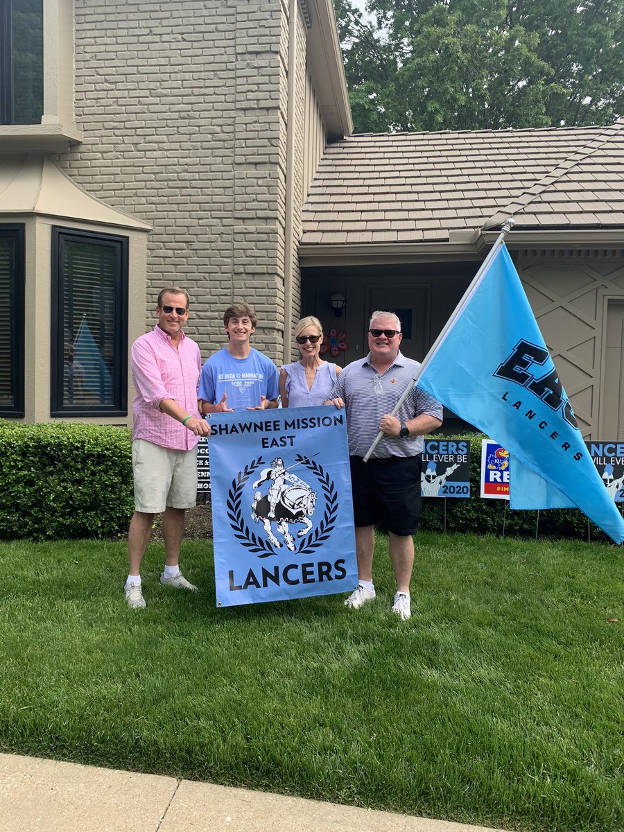 SMEastLancers's tweet image. Congratulations Jack and Brooklyn we are proud of you.  Art Newcomer scholarship winners!