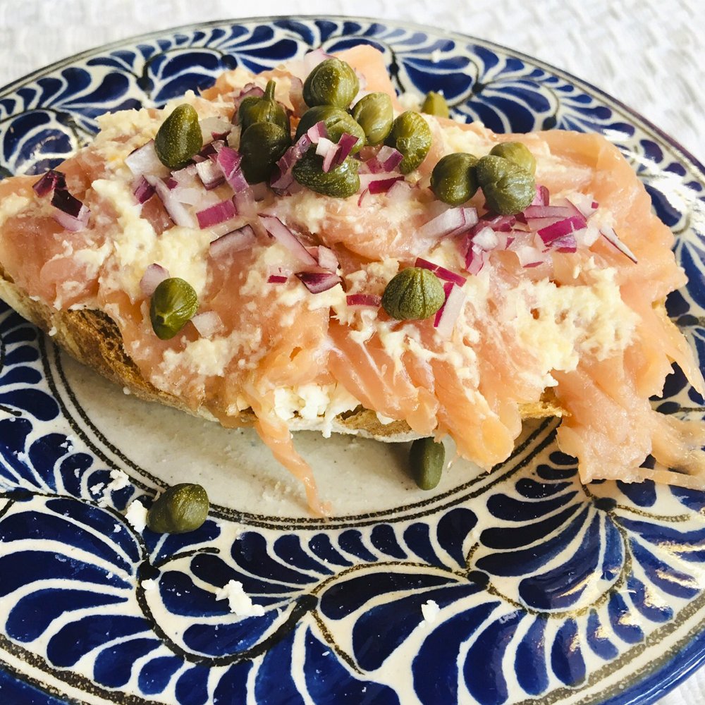 ¡Gracias @pennylaneagain por compartirnos tu foto con nuestro salmón!  #MaisonEnTuCasa
#ComeCDMX #PideParaLlevar #QuédateEnCasa