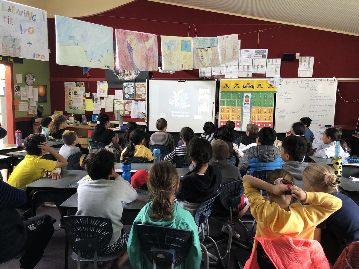 ChristensonDi's tweet photo. @NZScienceLearn  @On2Science  continuing our learning about seaweeds and sedimentation with zoom discussions https://t.co/7adXzIppxz