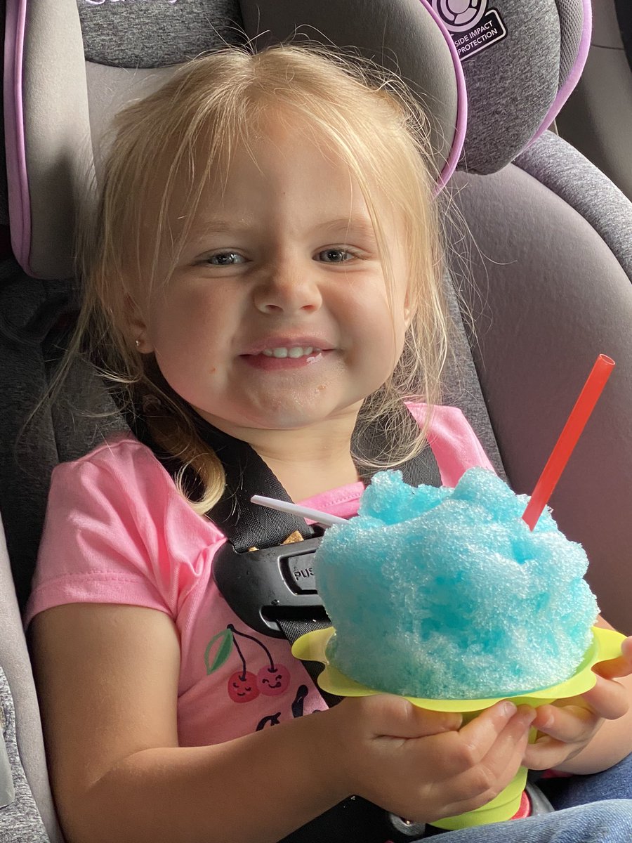 TraciBr90323665's tweet photo. Broke out of quarantine and even got to go to brain freeze!! #MissingNormal #ShesCute #BrainFreeze https://t.co/hnIwZfatO5
